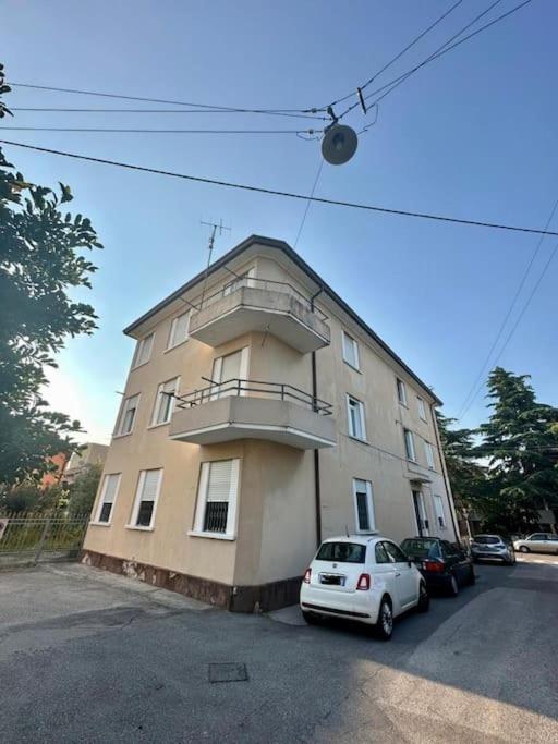 Appartamento Vicino Al Duomo Con Parcheggio Privato Padova Exterior photo
